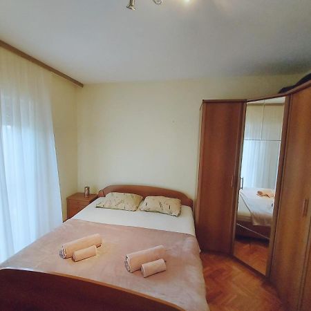 Apartman Konfidenca Biograd Na Moru Exteriör bild
