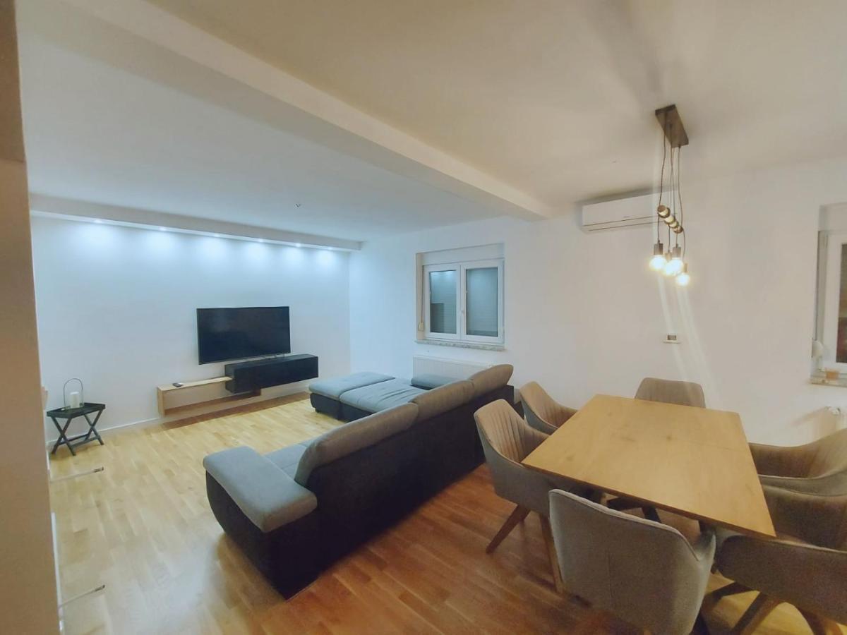 Apartman Konfidenca Biograd Na Moru Exteriör bild